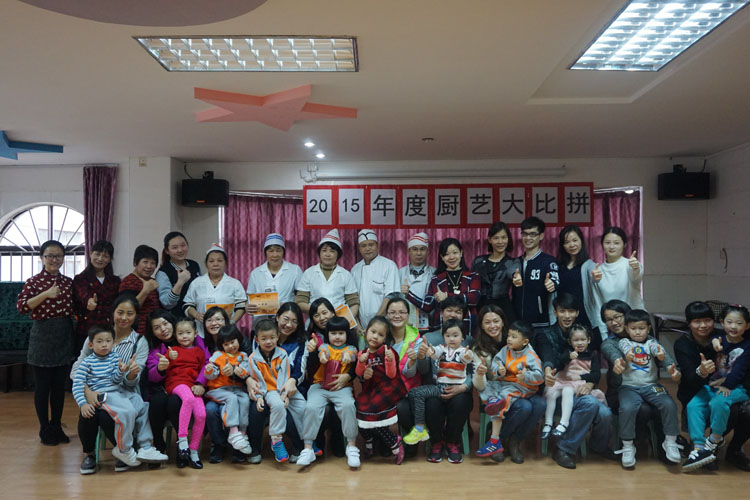 精湛厨艺，健康饮食，给孩子们强健的身体——记2015年厨房部技能技巧考核小结