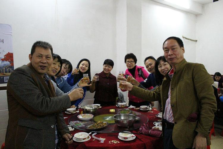 幸福外幼团队，快乐出发
