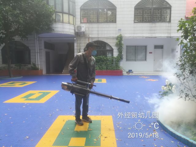 除四害 保校园 护健康