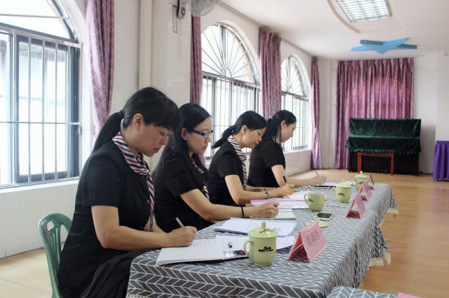 外经贸幼儿园《儿歌教学资源的利用与研究》结题鉴定会