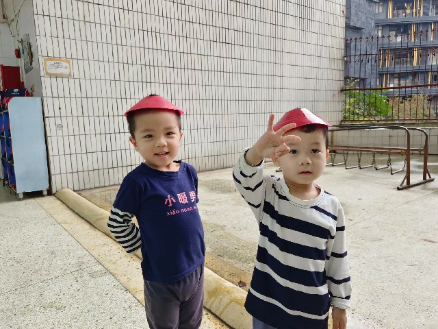《采蘑菇》