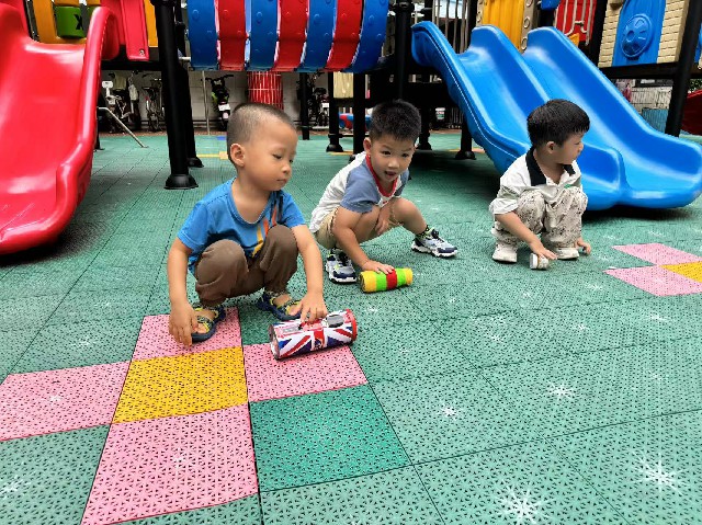 游戏《玩转保龄球》