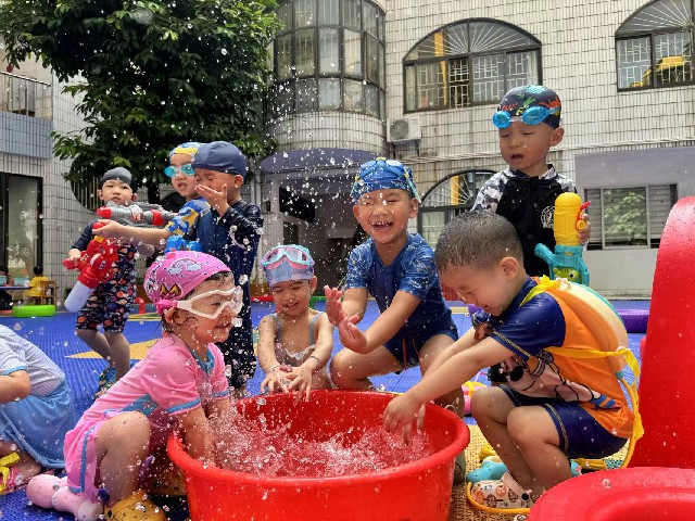 夏日玩水
