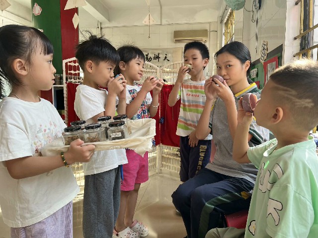 与姐姐一起探茶